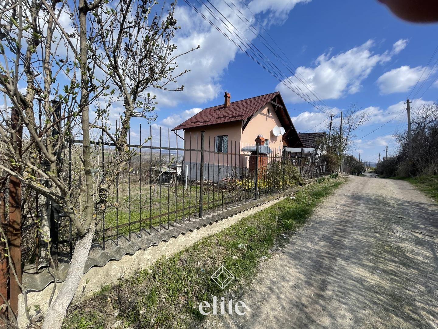 elite realty image