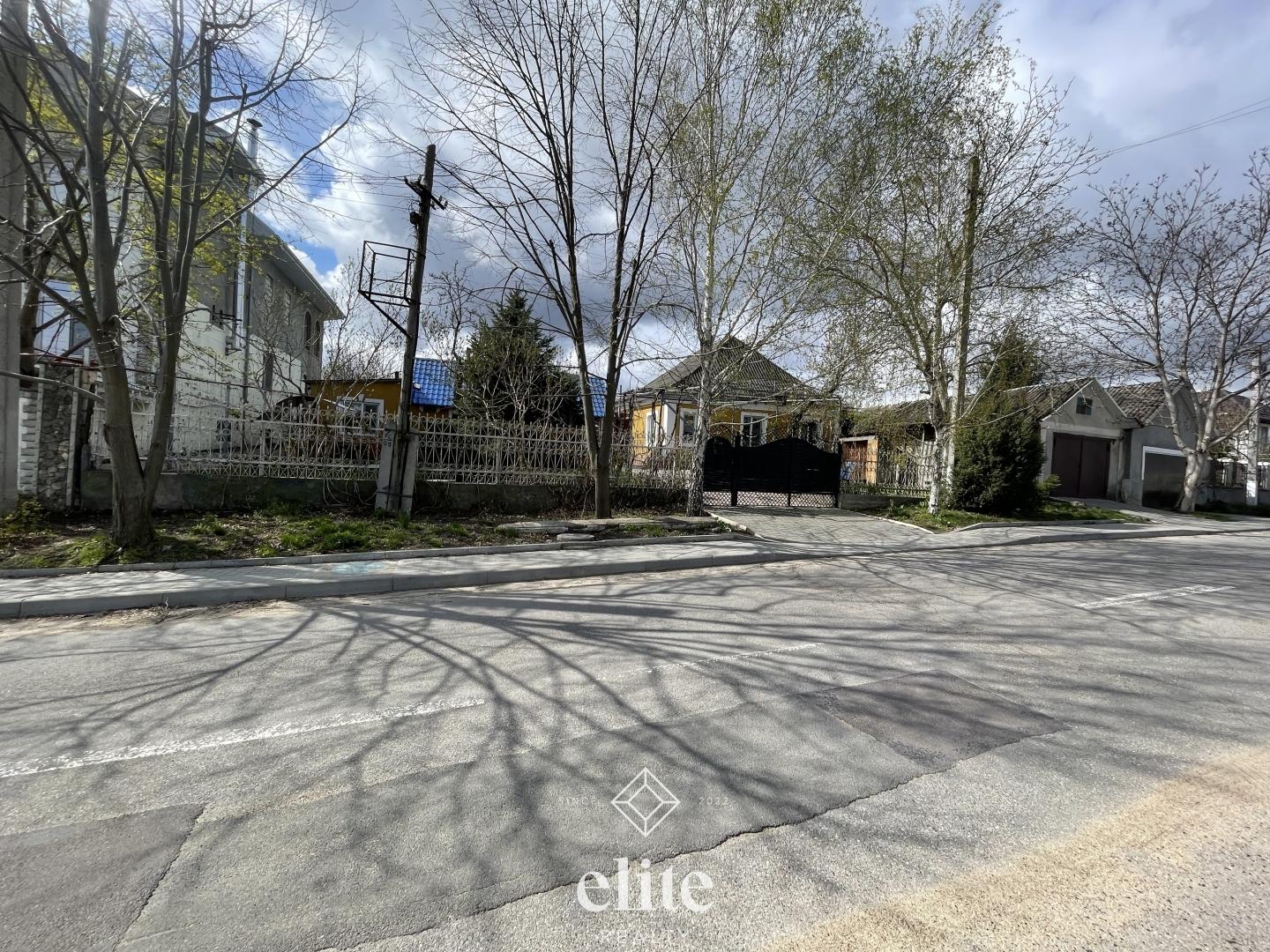 elite realty image