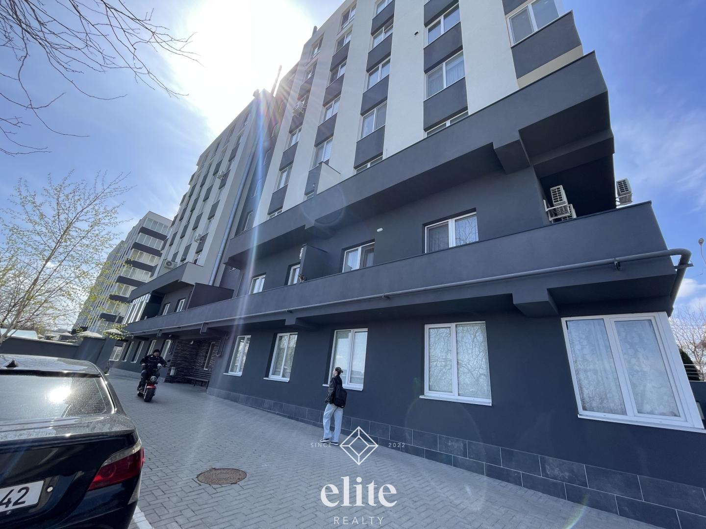 elite realty image
