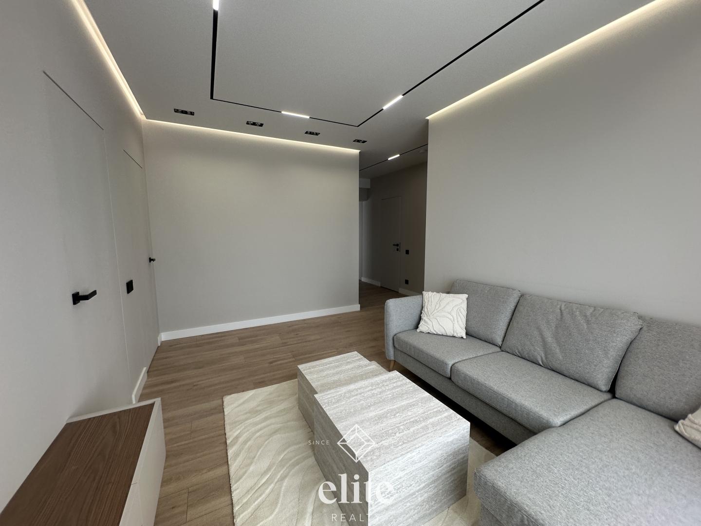 elite realty image