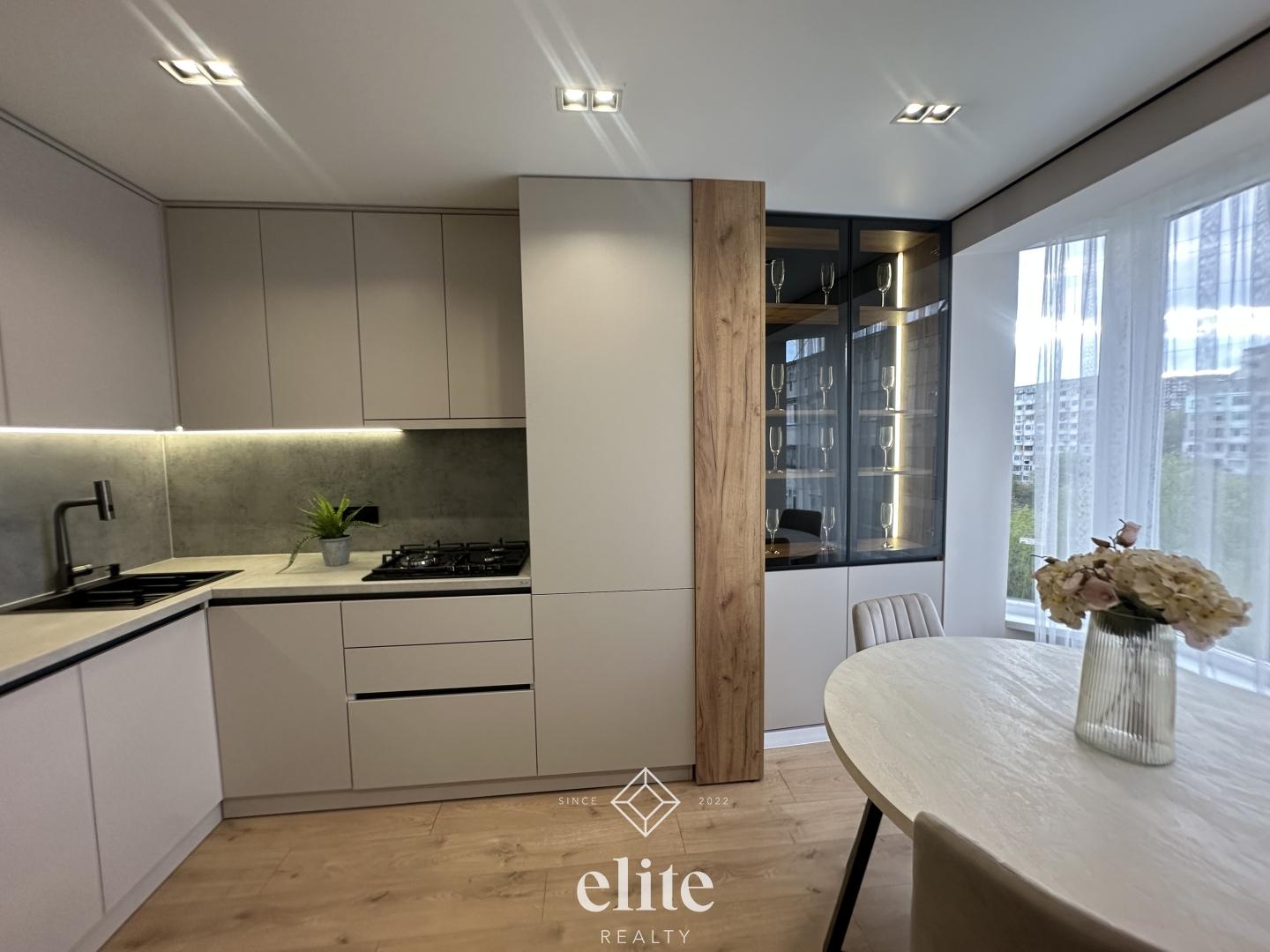 elite realty image