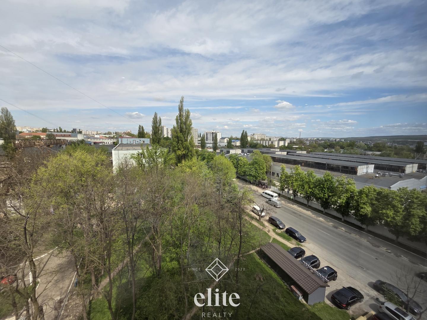 elite realty image