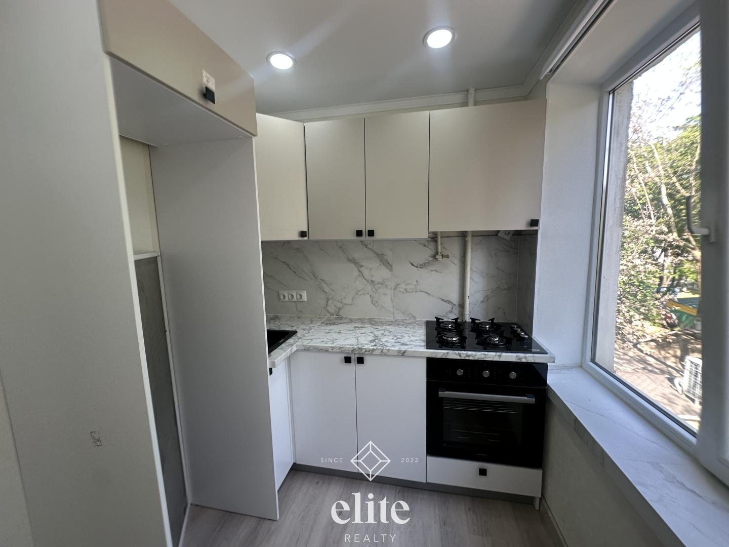 elite realty image