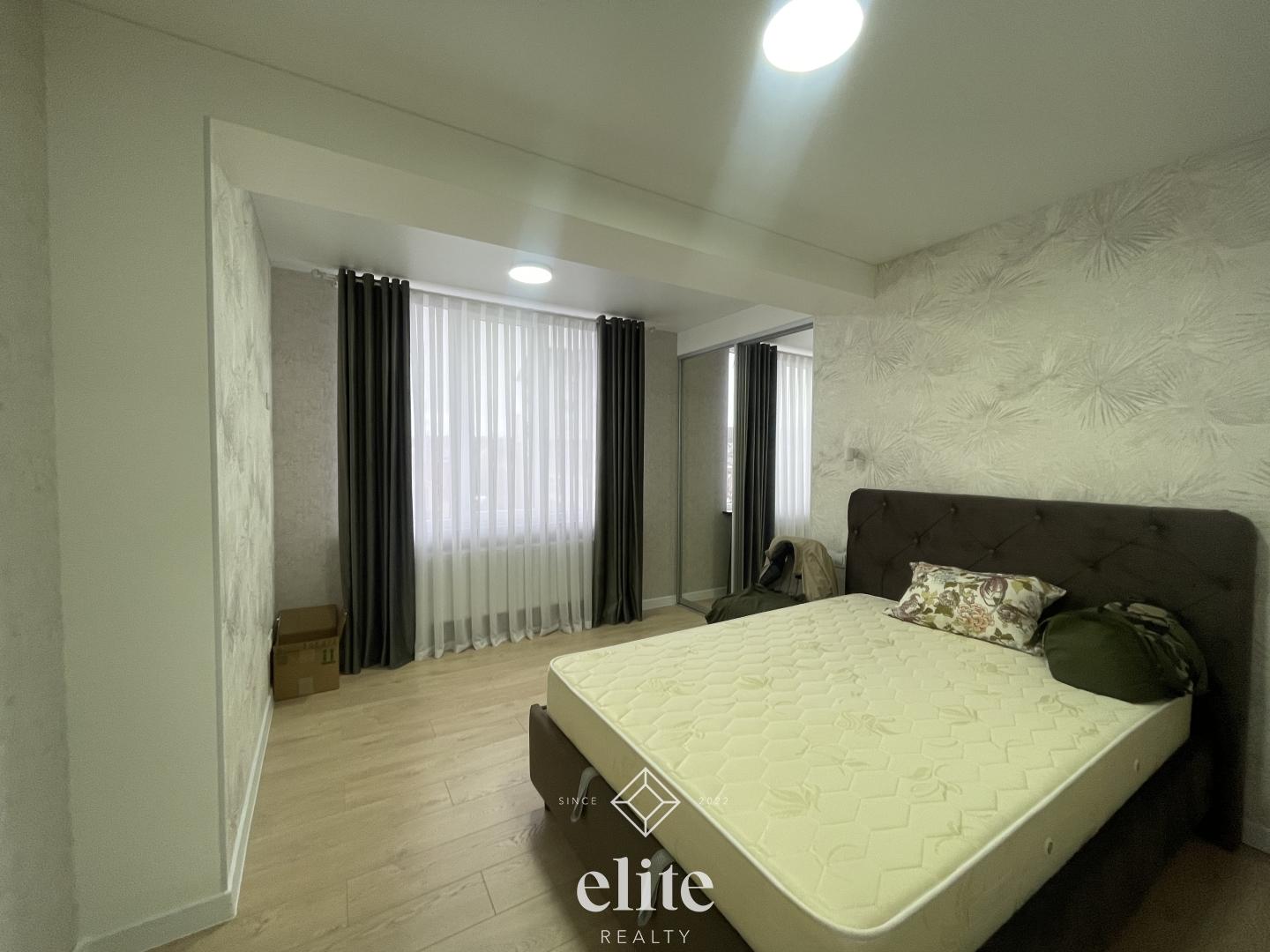 elite realty image