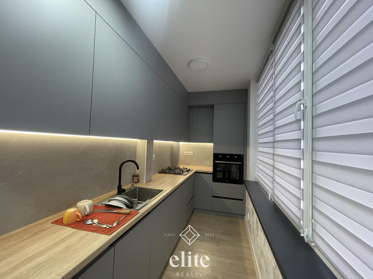 elite realty image