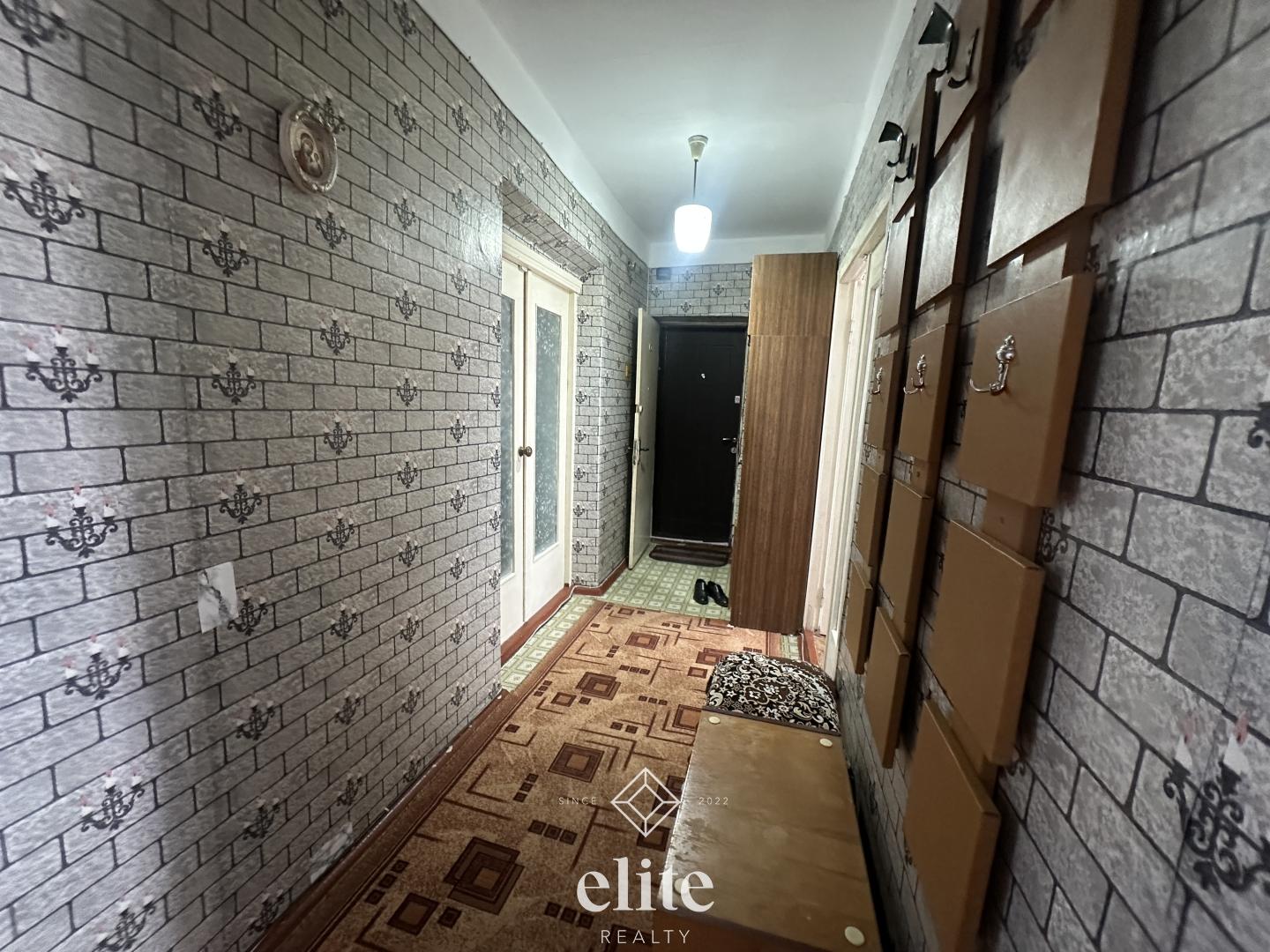 elite realty image