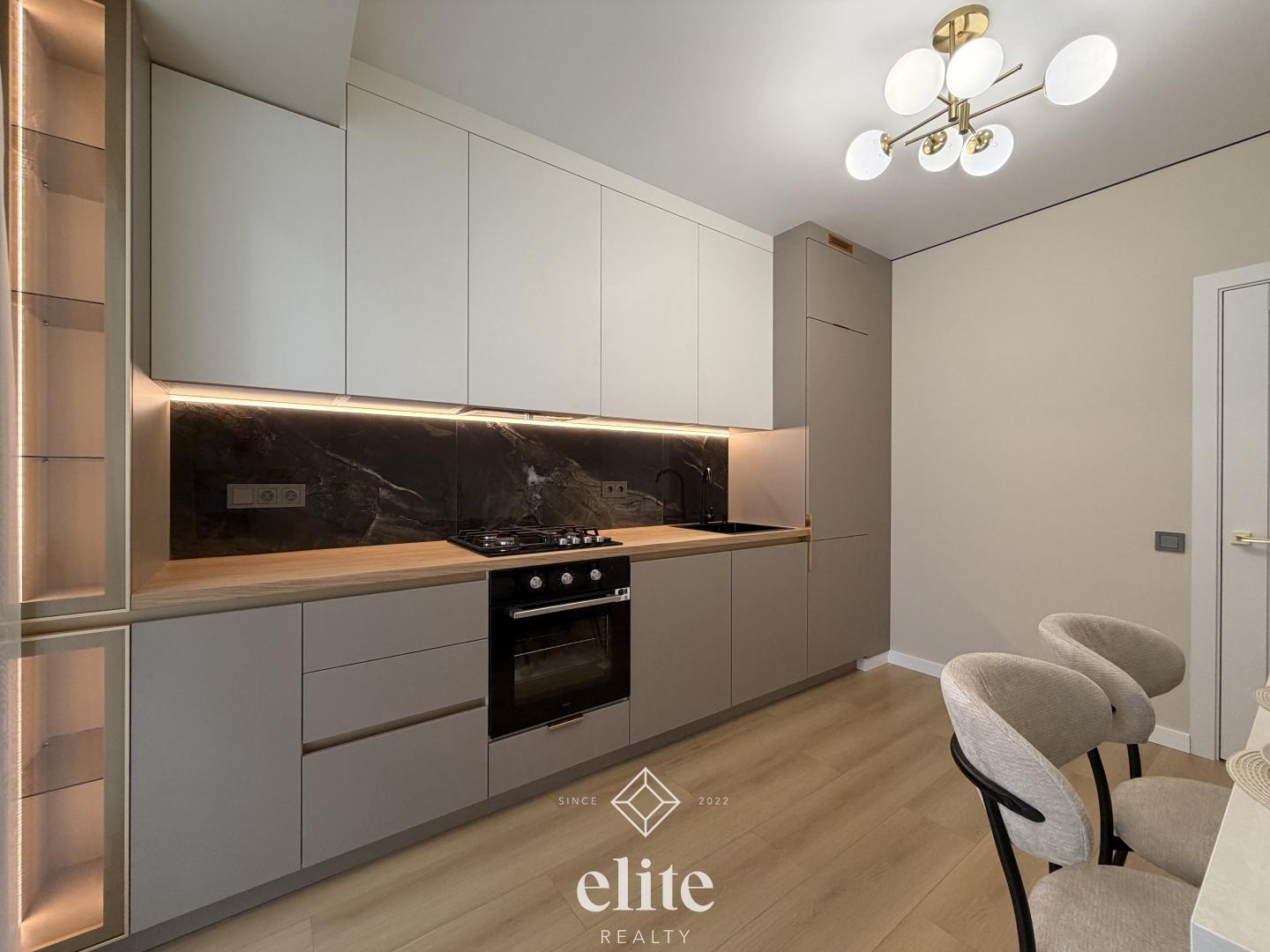elite realty image