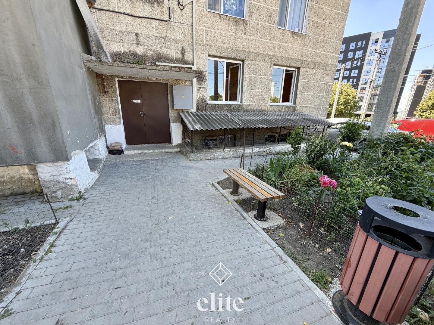 elite realty image