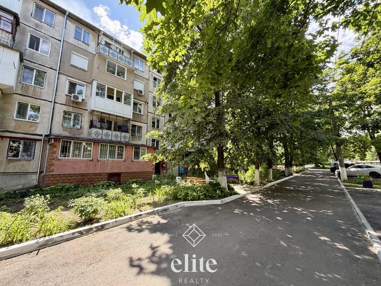 elite realty image