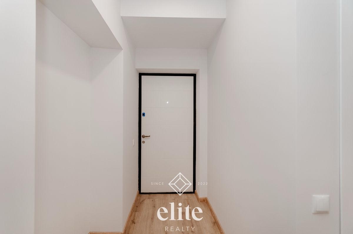 elite realty image