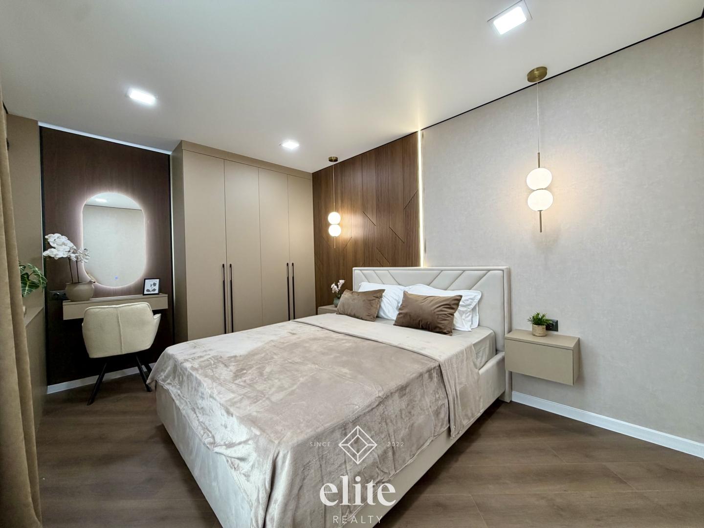 elite realty image