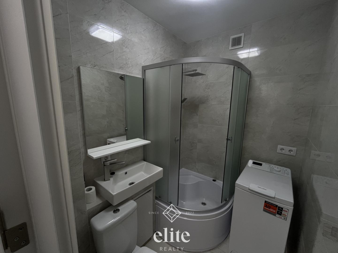 elite realty image