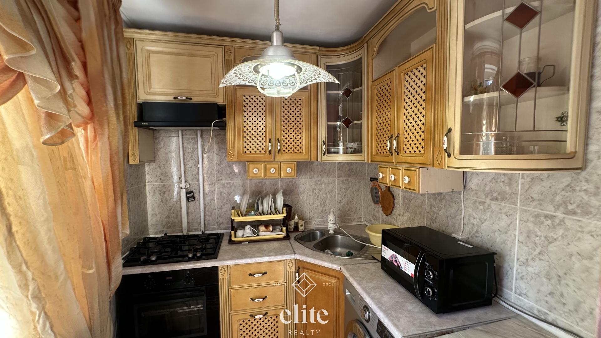 elite realty image