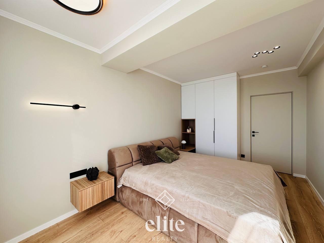 elite realty image