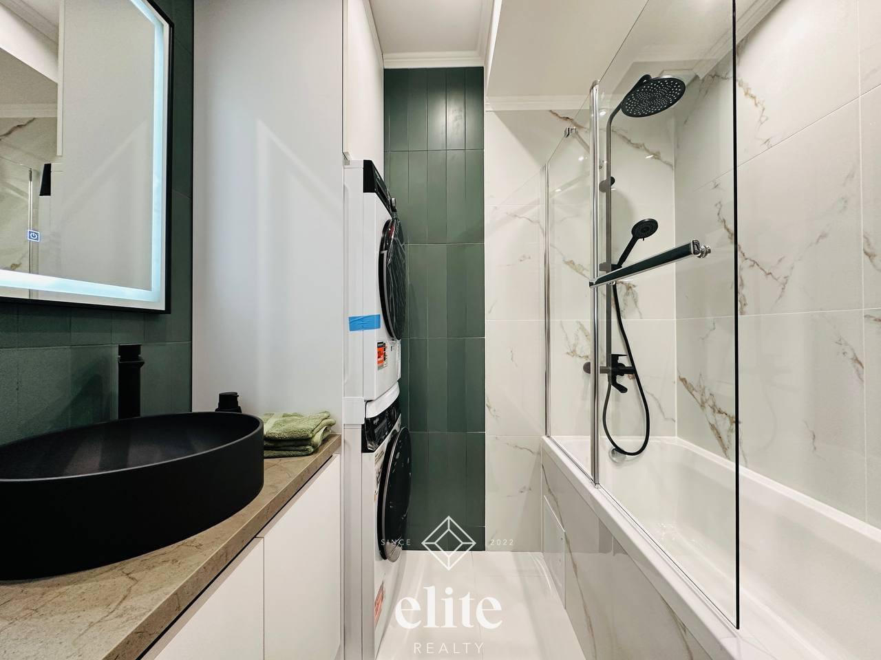 elite realty image
