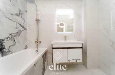 elite realty image