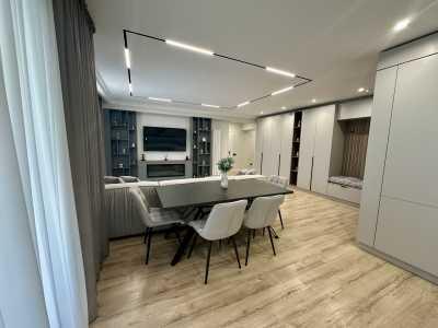elite realty image