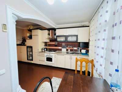 elite realty Str. Hîrtoape