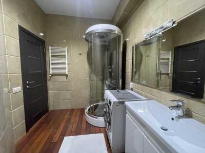 elite realty image