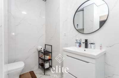 elite realty image