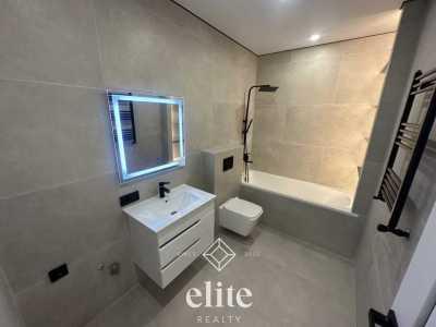 elite realty image