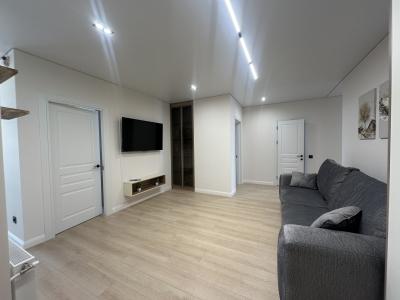 elite realty Str. Vasile Lupu