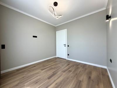 elite realty image