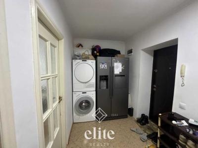 elite realty image