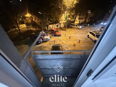 elite realty image