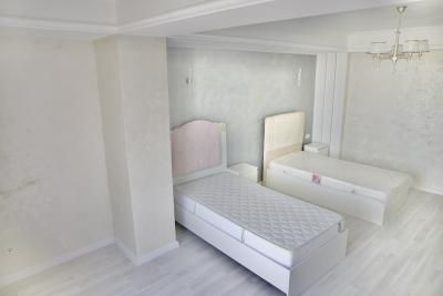 elite realty Str Ialoveni
