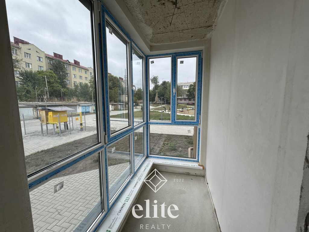 elite realty image