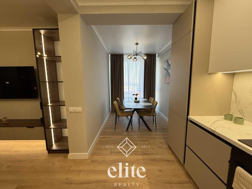 elite realty image