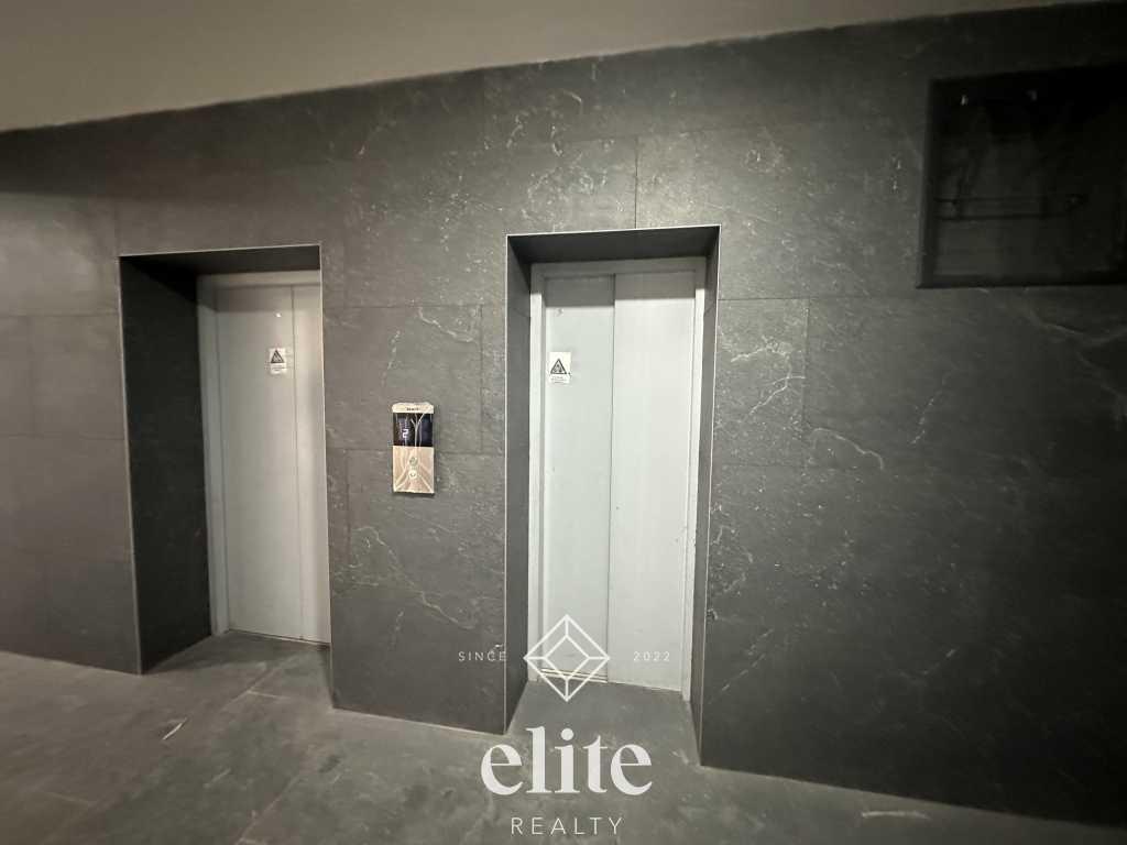elite realty image
