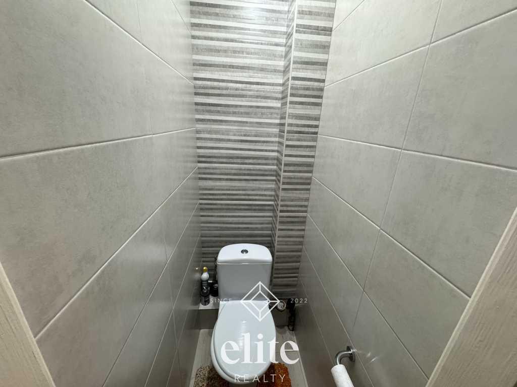 elite realty image