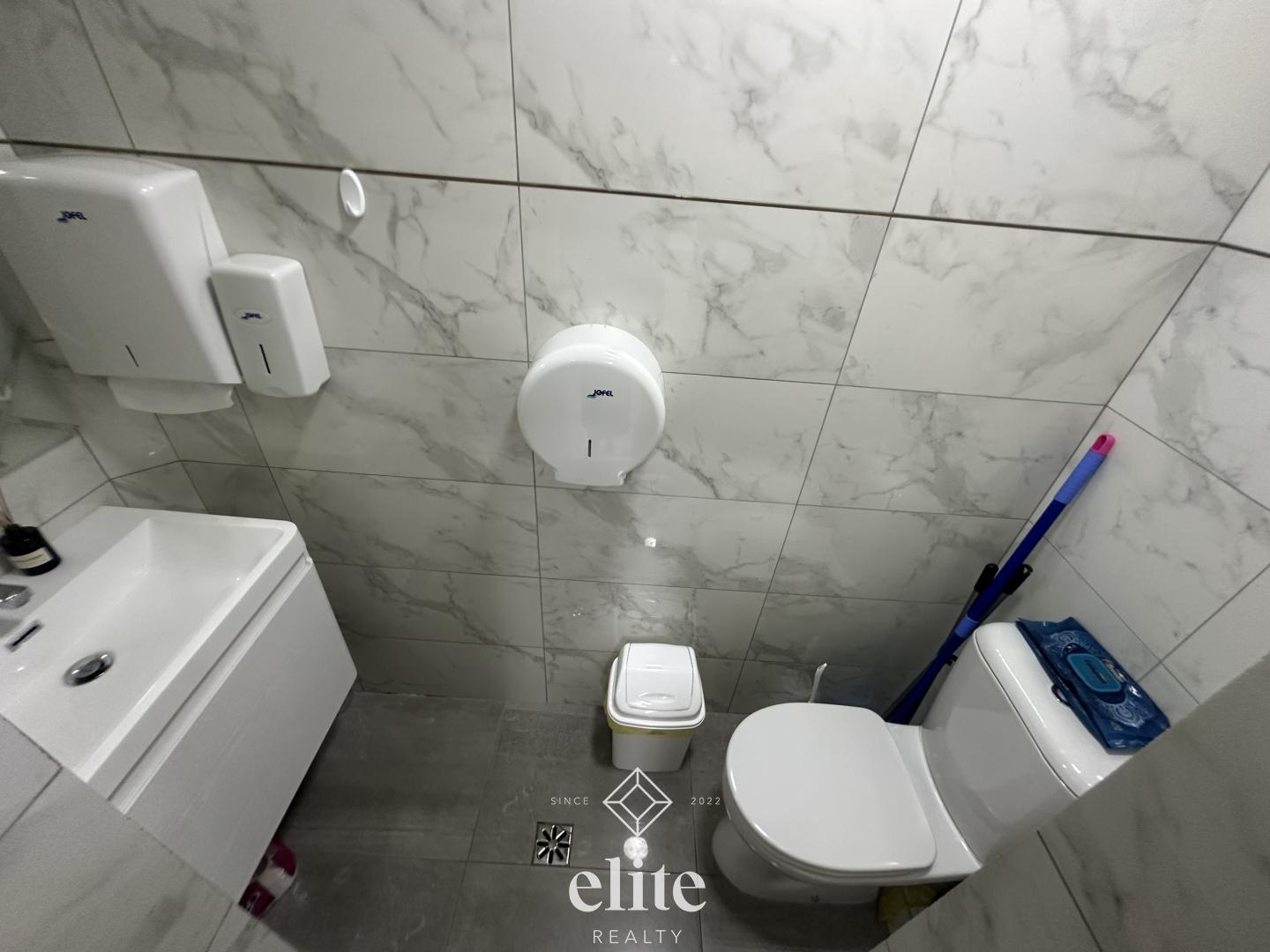 elite realty image