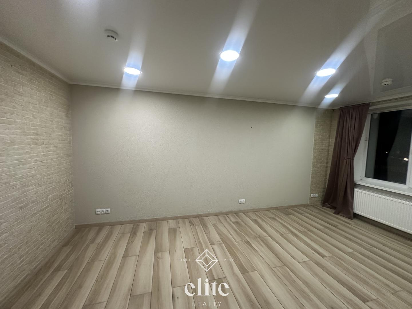 elite realty image