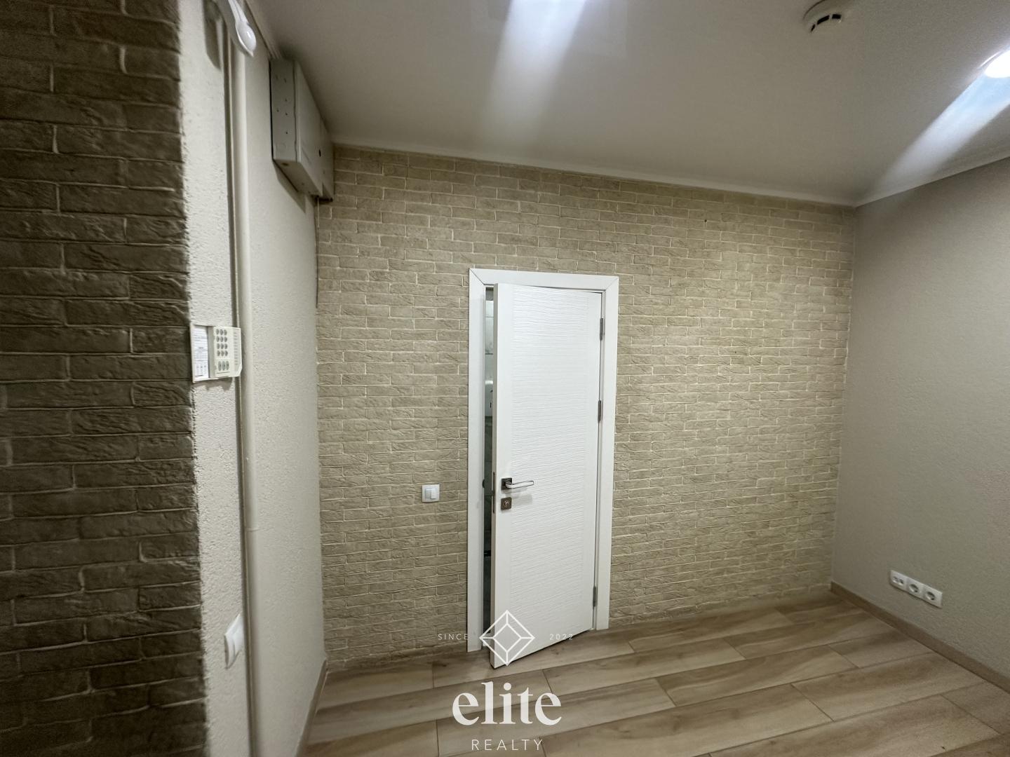 elite realty image