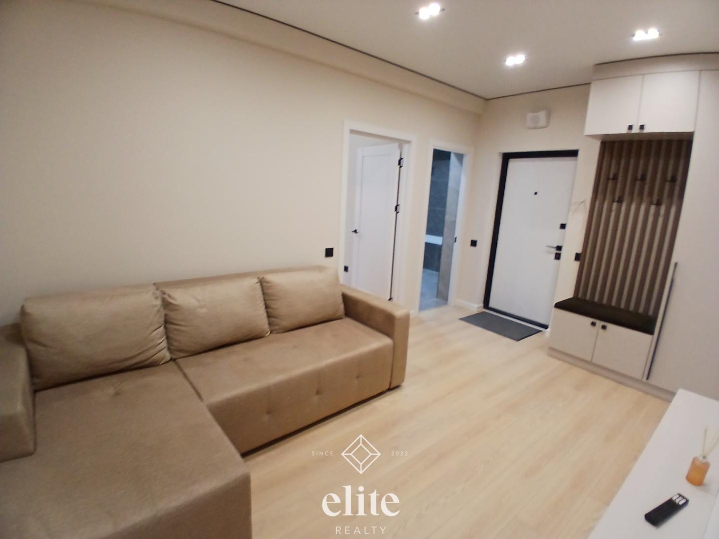 elite realty image