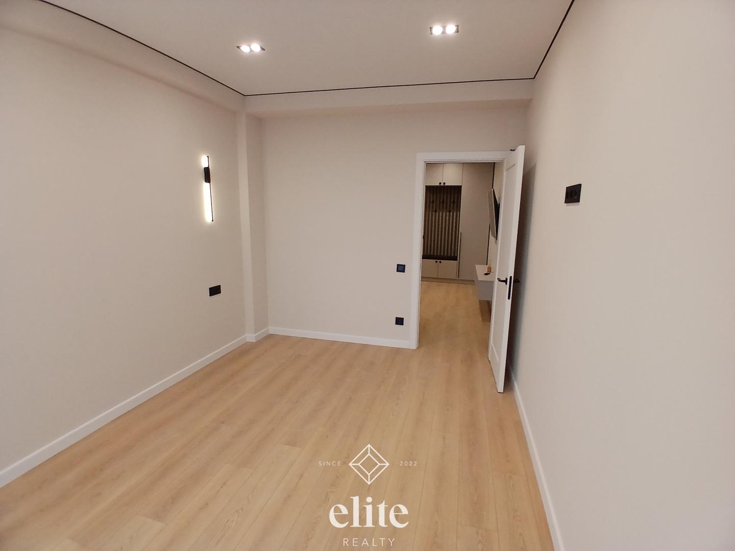 elite realty image