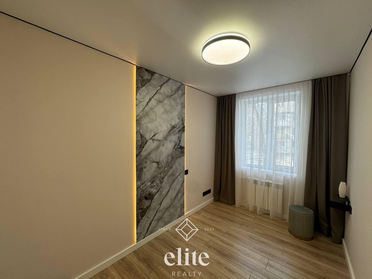 elite realty image