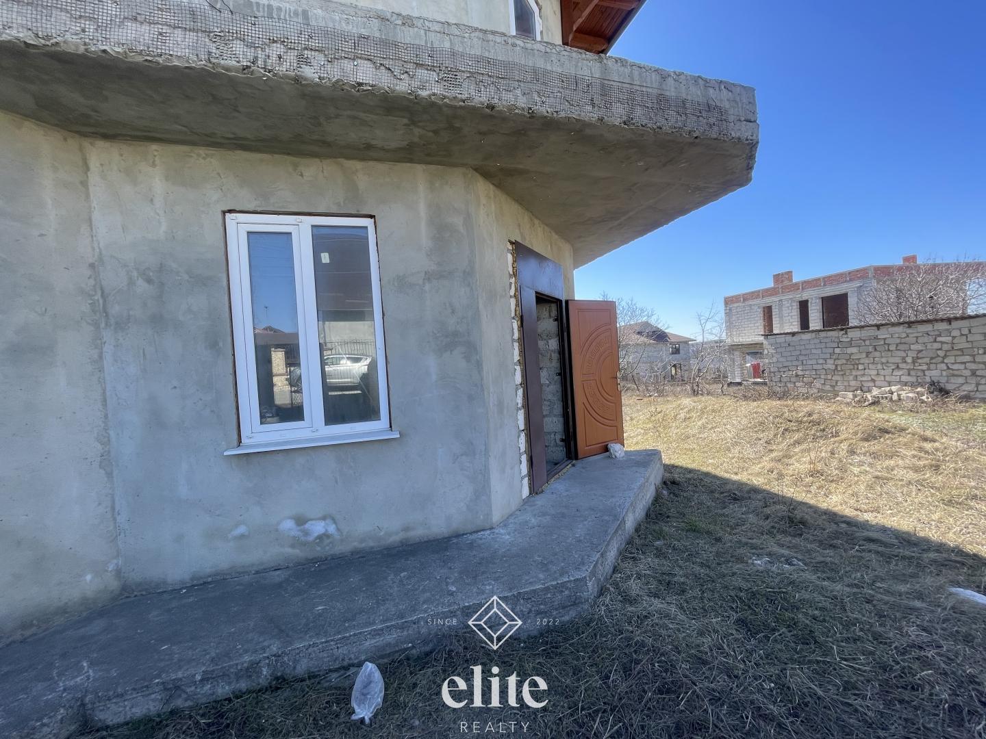 elite realty image