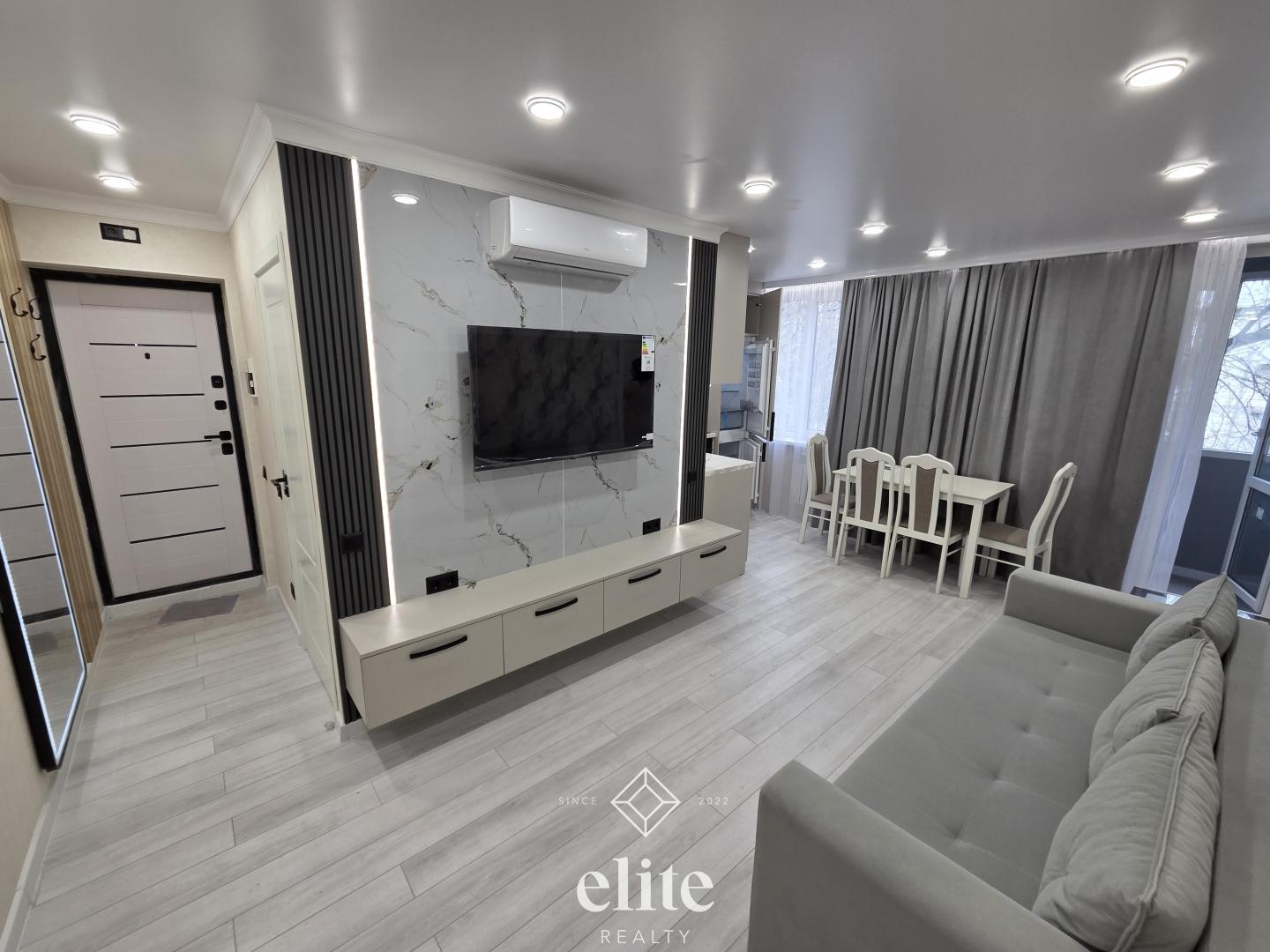 elite realty image