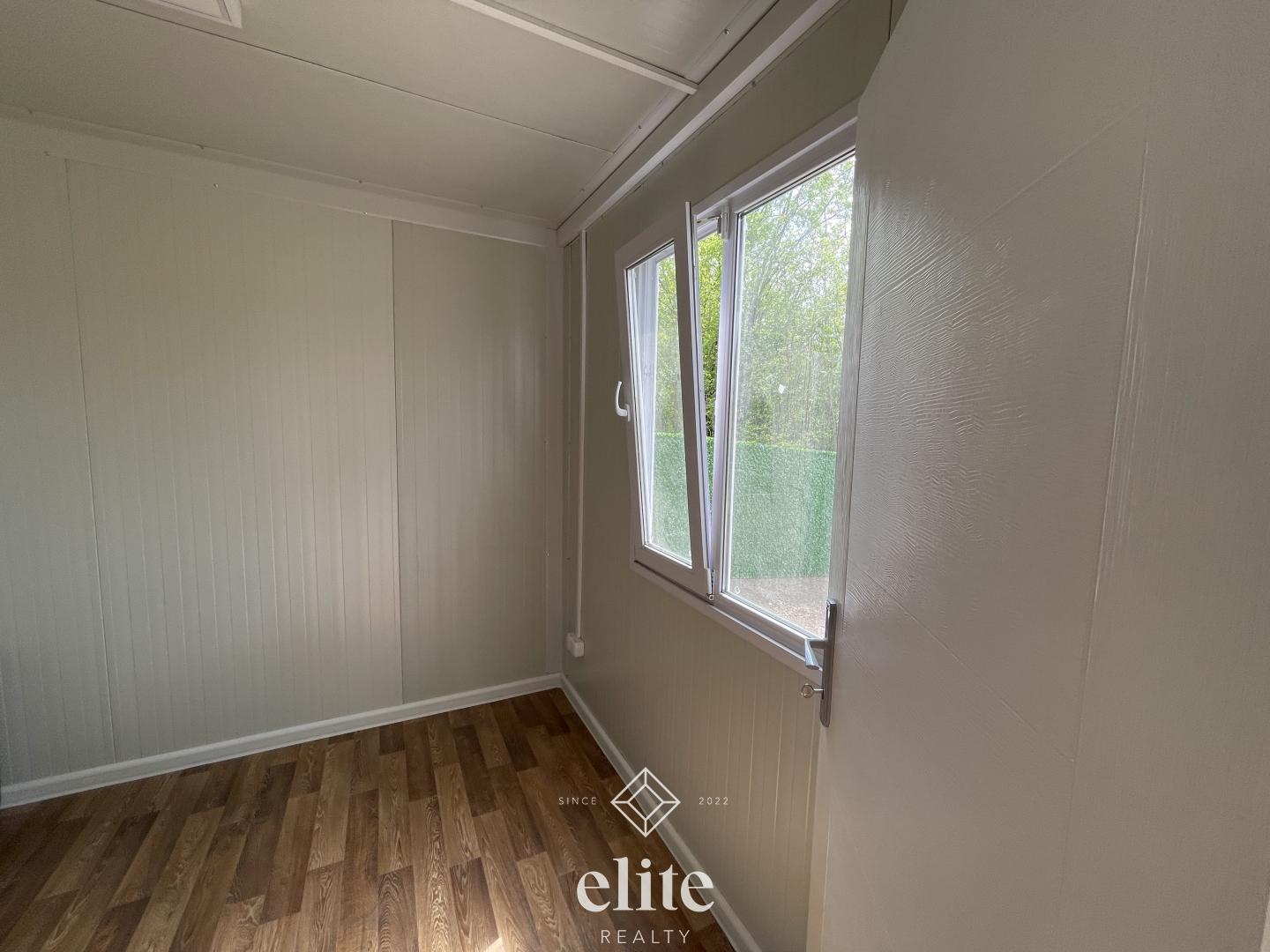 elite realty image