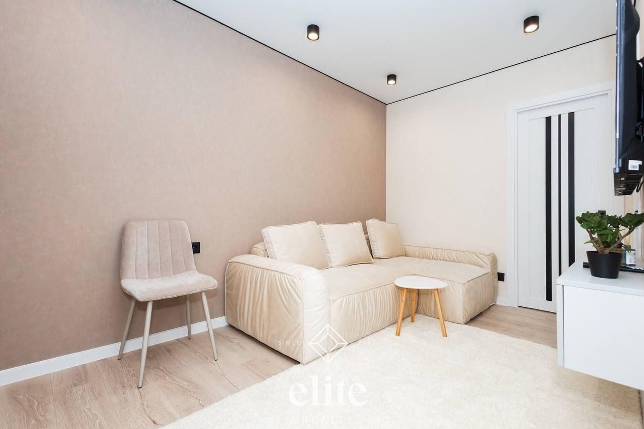 elite realty image