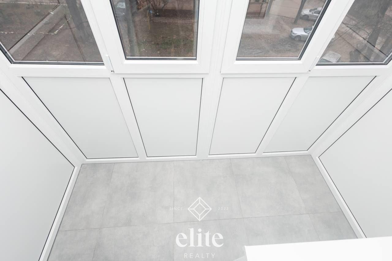 elite realty image