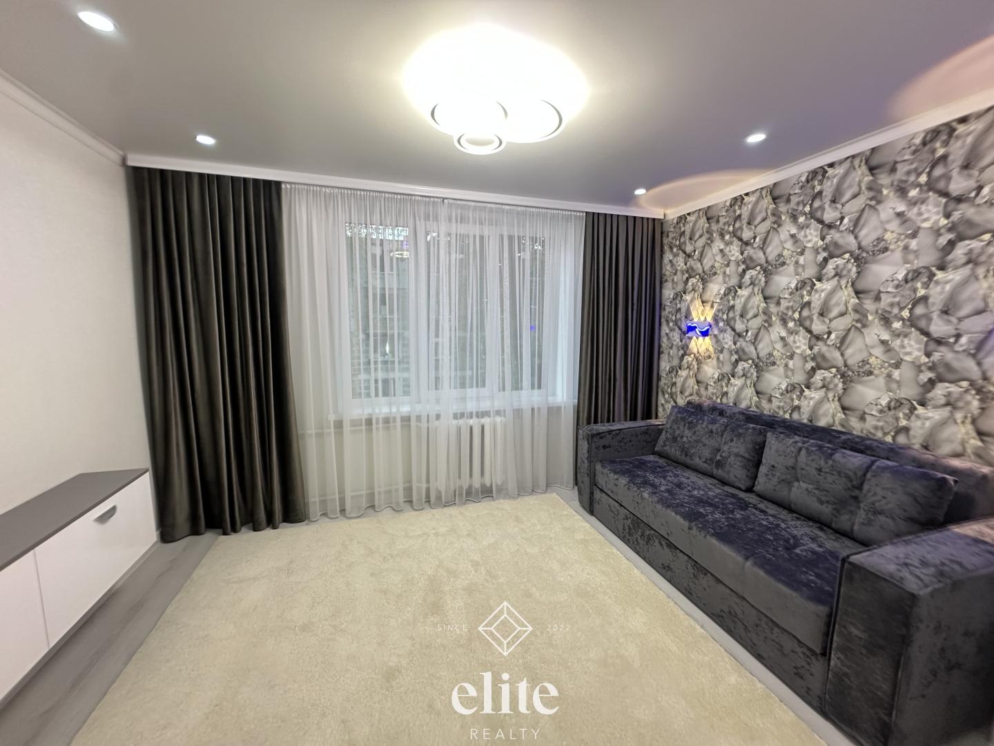 elite realty image