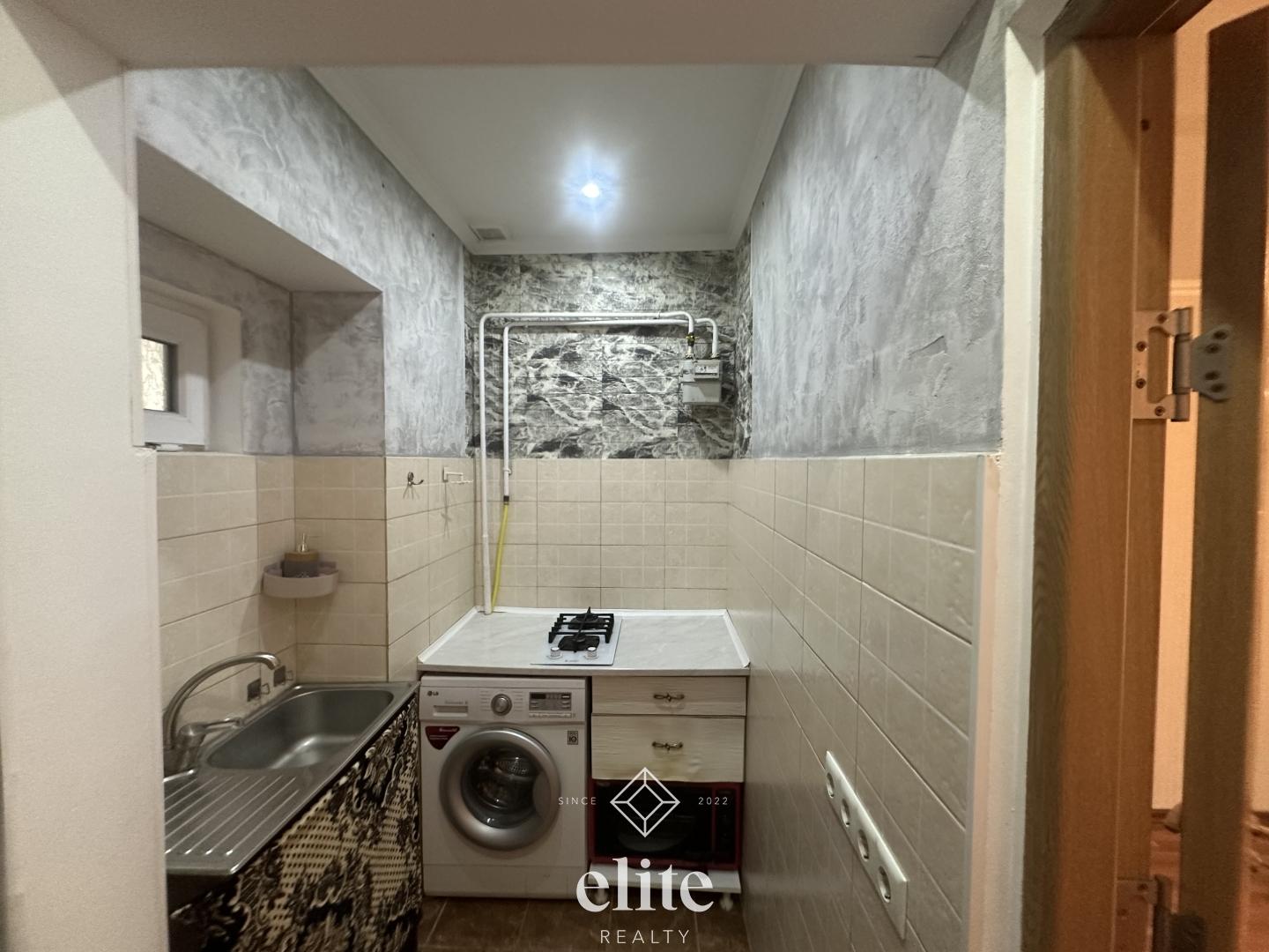 elite realty image