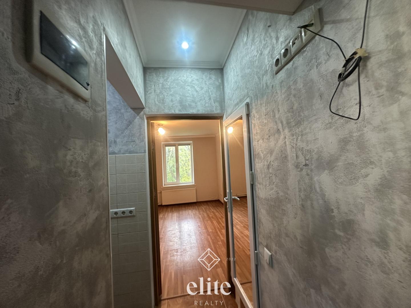 elite realty image