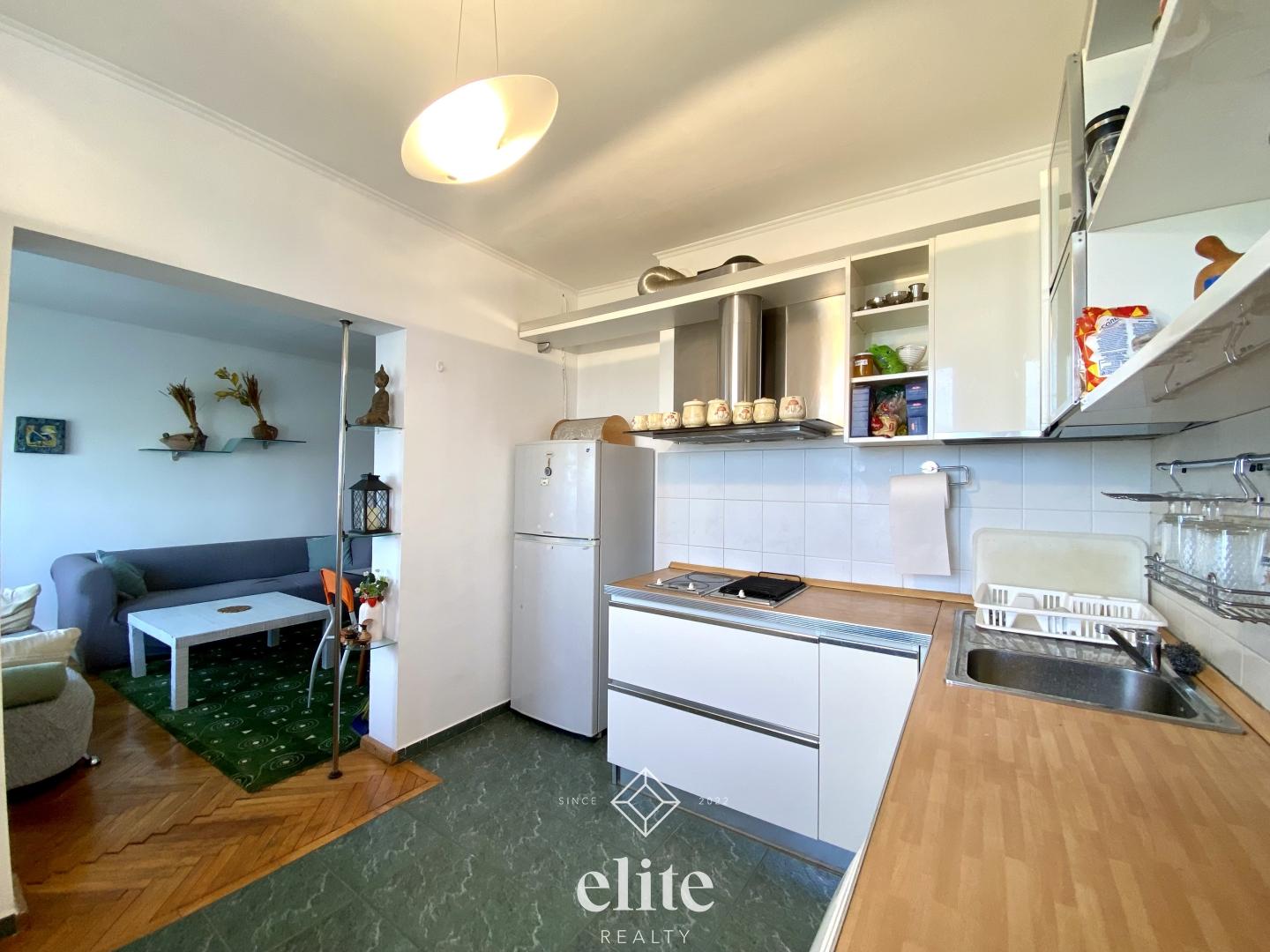 elite realty image