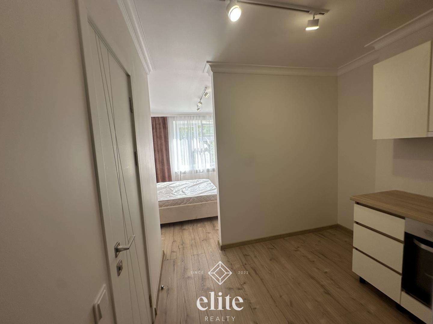 elite realty image
